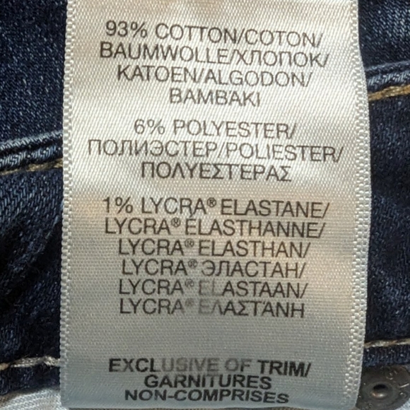 Silver Suki size 24 slim boot jeans that have been hemmed to a 28" inseam - Picture 5 of 11